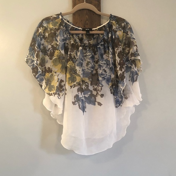 BCX Tops - Sheer flutter sleeve blouse by BCX, Size Small